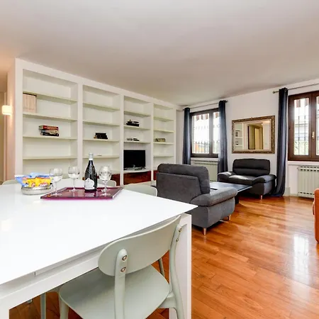 Appartement Le Finestre Sugli Ulivi Centro Storico Desenzano Desenzano del Garda