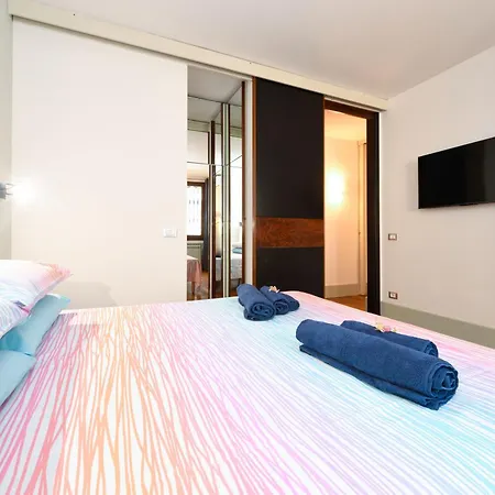 Le Finestre Sugli Ulivi Centro Storico Desenzano Appartement Desenzano del Garda